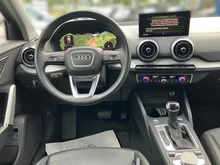Audi Q2 35 TDI quattro S line in 0E Mythosschwarz Metallic
