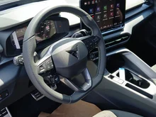 CUPRA Terramar TRIBE e-HYBRID 204 PS DSG in Nacht-Schwarz Metallic