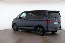 VW Multivan Business eHybrid 180 kW 4MOTION in Starlightblue Metallic
