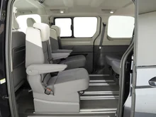 VW Multivan Business eHybrid 180 kW 4MOTION in Starlightblue Metallic