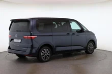VW Multivan Business eHybrid 180 kW 4MOTION in Starlightblue Metallic