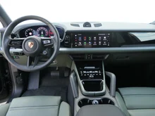 Porsche Cayenne E-Hybrid in schwarzmetallic