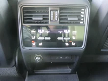 Porsche Cayenne E-Hybrid in schwarzmetallic