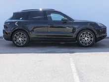 Porsche Cayenne E-Hybrid in schwarzmetallic