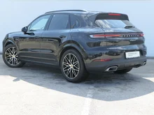 Porsche Cayenne E-Hybrid in schwarzmetallic