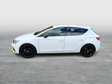 SEAT Leon FR Black-Edition TSI in Nevada-Weiß Metallic