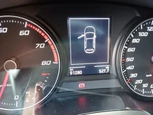SEAT Leon FR Black-Edition TSI in Nevada-Weiß Metallic