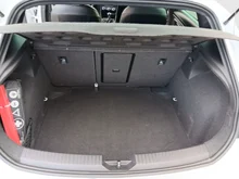 SEAT Leon FR Black-Edition TSI in Nevada-Weiß Metallic