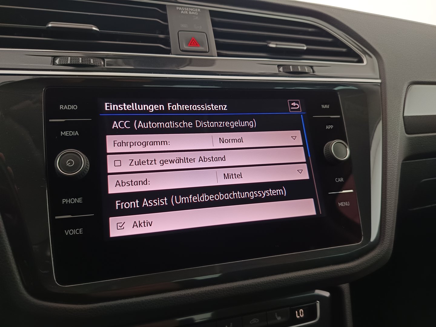VW Tiguan Comfortline TDI SCR | Bild 19 von 34