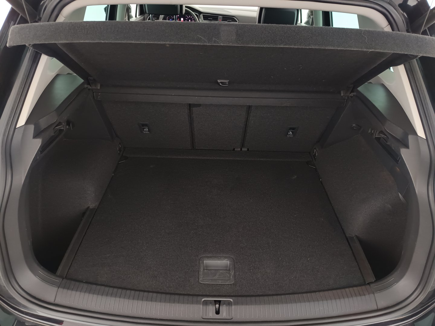 VW Tiguan Comfortline TDI SCR | Bild 29 von 34
