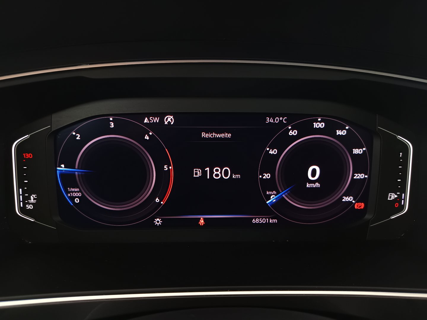 VW Tiguan Comfortline TDI SCR | Bild 15 von 34