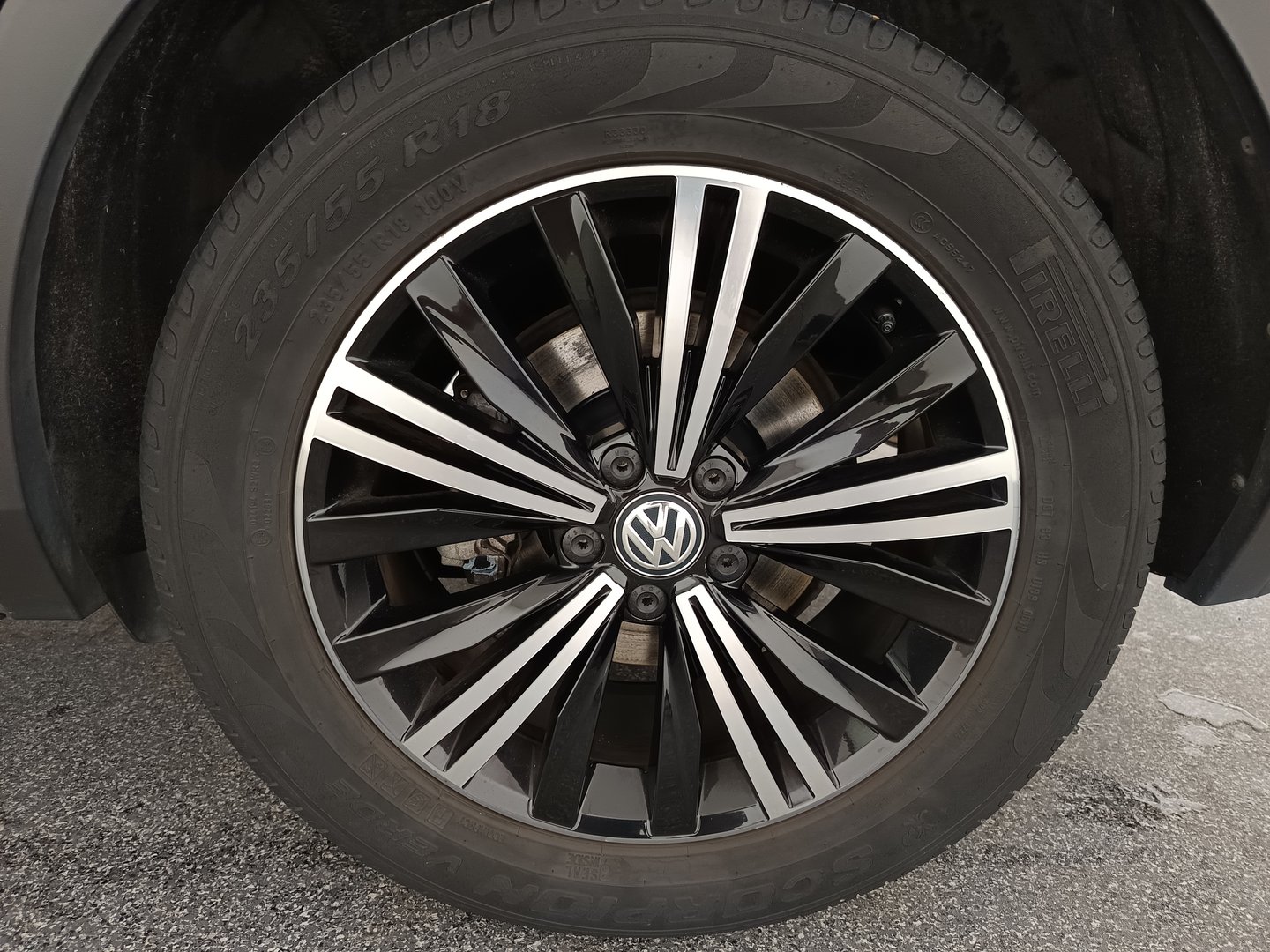 VW Tiguan Comfortline TDI SCR | Bild 9 von 34