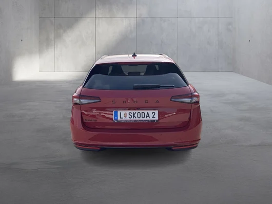 Bild eines Škoda Superb Combi Sportline TDI DSG