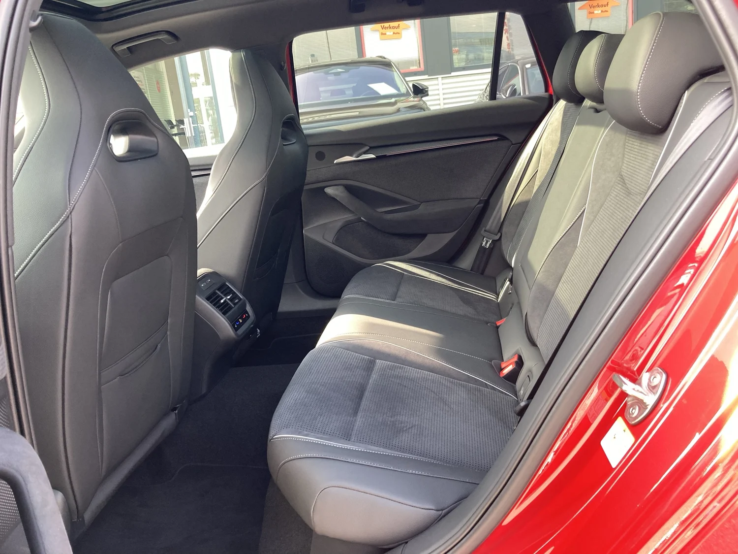 Bild eines Škoda Superb Combi Sportline TDI DSG