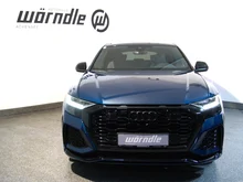 Audi SQ8 TFSI quattro in galaxisblau met.