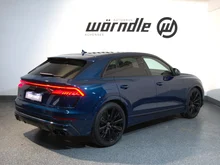 Audi SQ8 TFSI quattro in galaxisblau met.