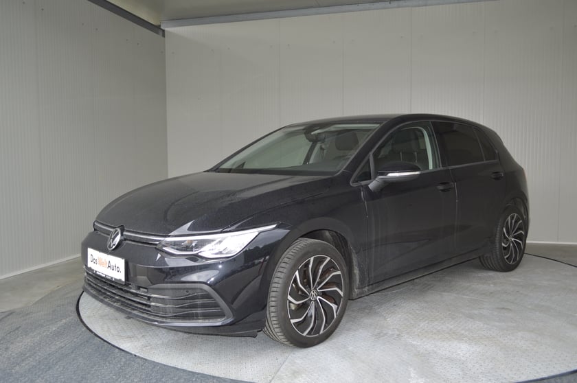 VW Golf Life TSI