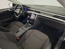 VW Arteon Shooting Brake Elegance in schwarz - metallic-perleffektno