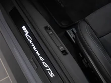 Porsche 911 Carrera 4 GTS in schiefergrau neo