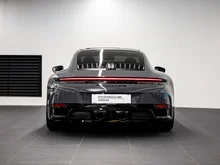 Porsche 911 Carrera 4 GTS in schiefergrau neo