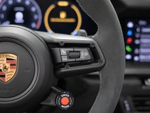 Porsche 911 Carrera 4 GTS in schiefergrau neo