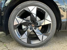Thumbnail-Foto von Fahrzeug