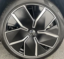 Thumbnail-Foto von Fahrzeug