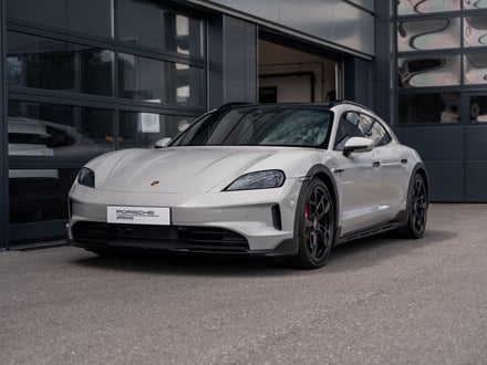 Porsche Taycan 4S Cross Turismo