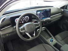 VW T-Roc Life eTSI DSG in Wolf Grey