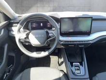 Škoda Octavia Combi Selection TDI DSG in Brillant-Silber Metallic