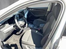 Škoda Octavia Combi Selection TDI DSG in Brillant-Silber Metallic