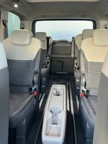 Thumbnail-Foto von Fahrzeug