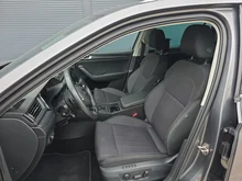 Škoda Superb Combi iV Style DSG in 5X Graphite-Grau Metallic