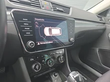 Škoda Superb Combi iV Style DSG in 5X Graphite-Grau Metallic