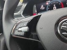 Škoda Superb Combi iV Style DSG in 5X Graphite-Grau Metallic