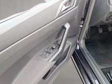 VW Polo VI Style in DEEP BLACK PERLEFFEKT