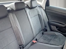VW Polo VI Style in DEEP BLACK PERLEFFEKT