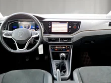 VW Polo VI Style in DEEP BLACK PERLEFFEKT