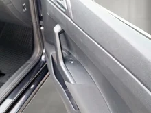 VW Polo VI Style in DEEP BLACK PERLEFFEKT
