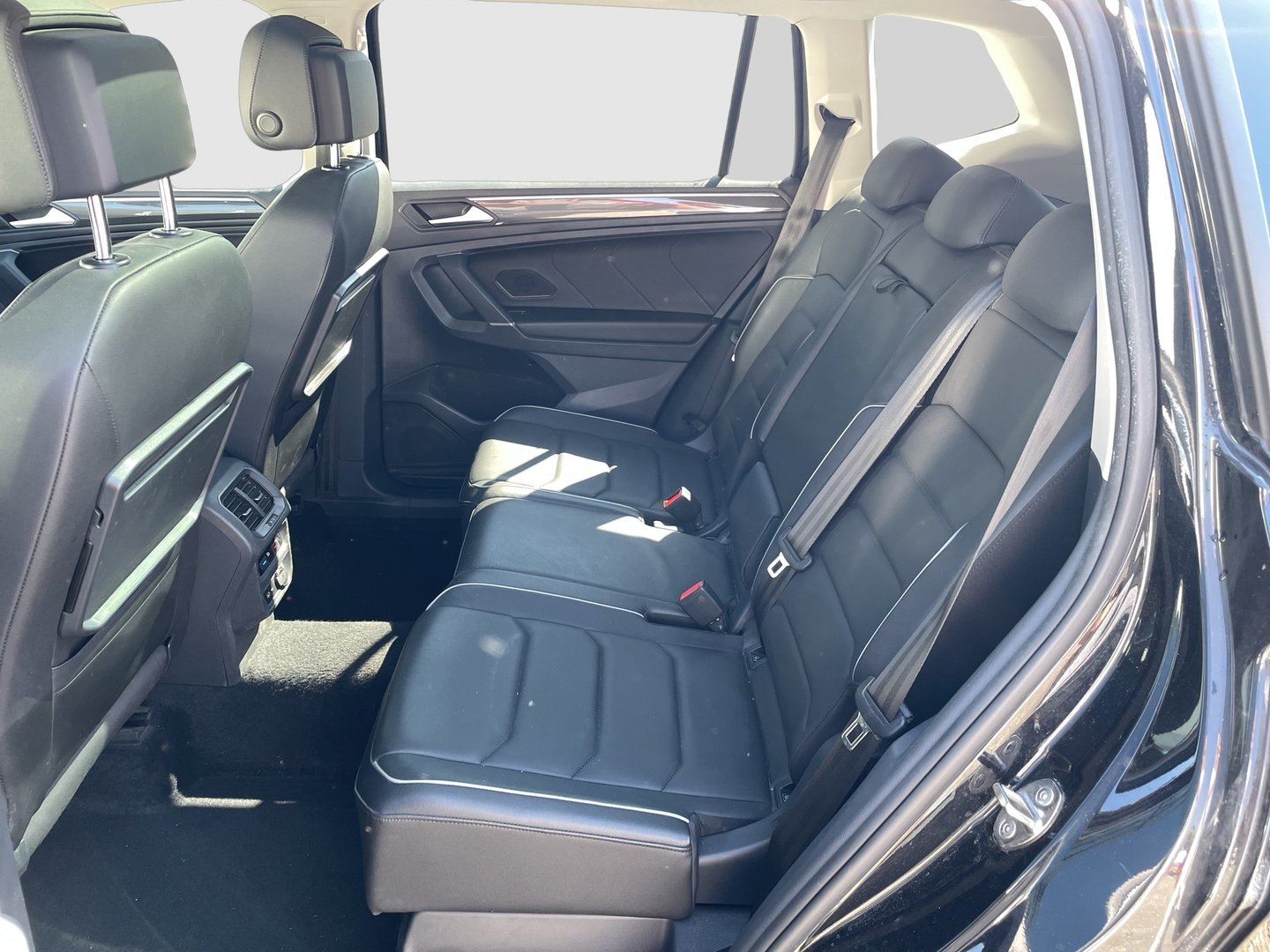 VW Tiguan Allspace HL TSI OPF DSG 5-Sitzer | Bild 24 von 29