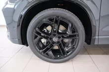 VW Tiguan Sport eHybrid DSG 150 kW in Delfingrau Metallic