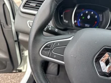 Renault Kadjar TCe 140 PF Zen in weiss - normal