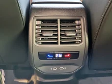 CUPRA Leon e-HYBRID 150/204 in Nevada-Weiß Metallic