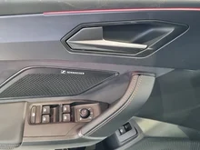 CUPRA Leon e-HYBRID 150/204 in Nevada-Weiß Metallic