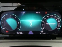 VW Golf Variant Life TDI in Pure White