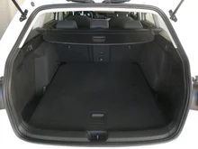 VW Golf Variant Life TDI in Pure White