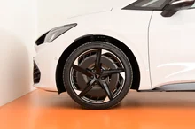 Thumbnail-Foto von Fahrzeug