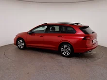 VW Golf Variant Life mHeV TSI DSG in KINGS RED METALLIC