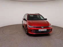 VW Golf Variant Life mHeV TSI DSG in KINGS RED METALLIC