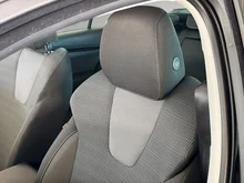 Škoda Octavia Combi Selection TDI DSG in Black-Magic Perleffekt